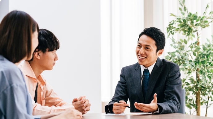 コンシェリア西新宿タワーズウエストの専属の営業担当体制